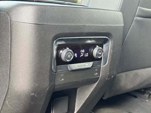 Used 2025 Chevrolet Suburban RST image 26