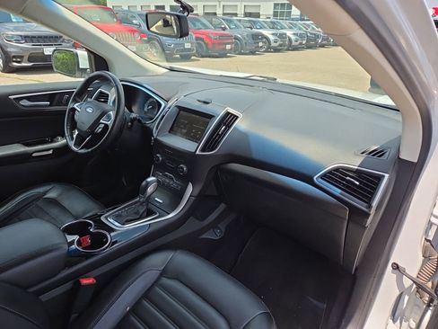 Used 2015 Ford Edge SEL w/ Equipment Group 201A AWD/4WD image 11