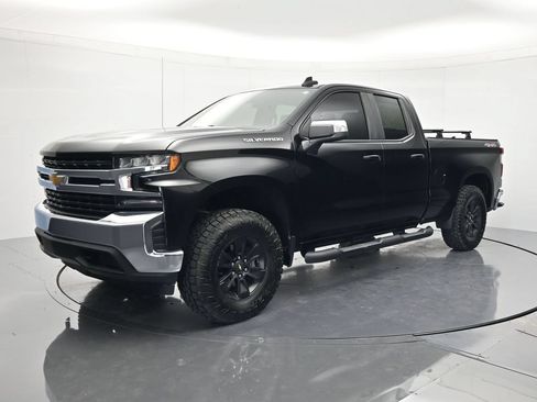 Used 2020 Chevrolet Silverado 1500 LT w/ Trailering Package AWD/4WD image 1