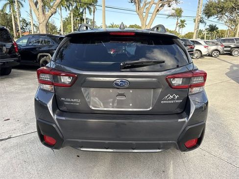 Used 2021 Subaru Crosstrek 2.0i Premium w/ Moonroof Package image 24