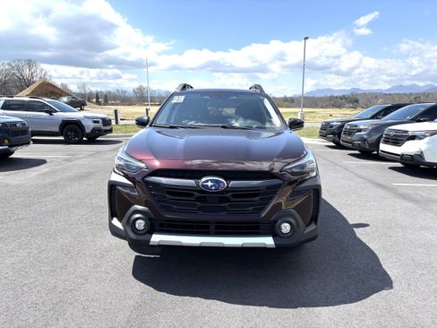 Used 2025 Subaru Outback Limited w/ Popular Package #2 image 2