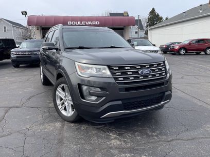 Used 2017 Ford Explorer XLT w/ Equipment Group 202A