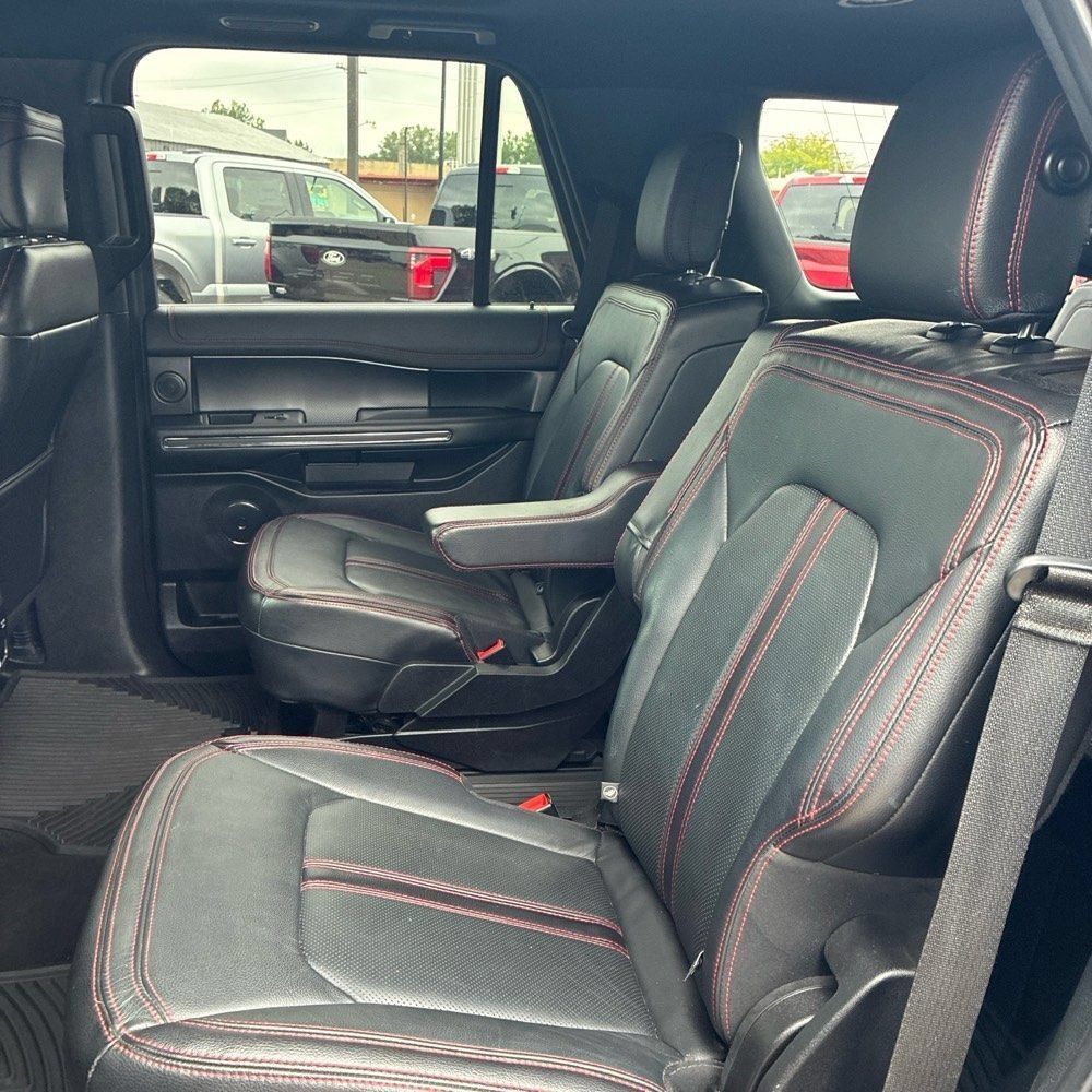 Used 2019 Ford Expedition Limited w/ Equipment Group 303A AWD/4WD image 14