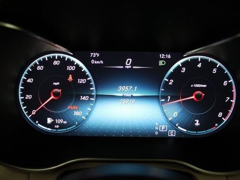 Used 2022 Mercedes-Benz GLC 300 4MATIC w/ Premium Package Lite image 16