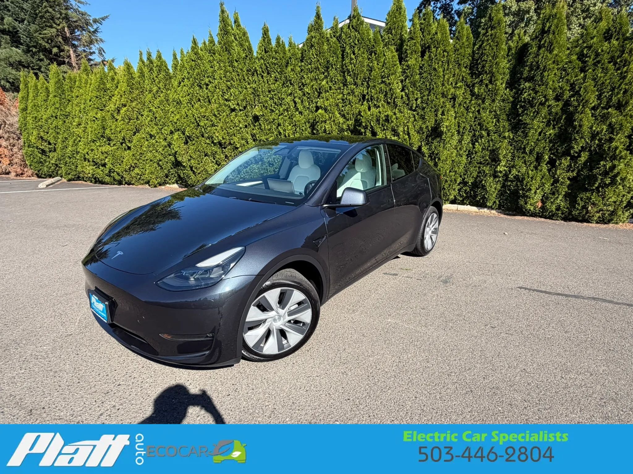Used 2024 Tesla Model Y Long Range AWD/4WD image 3