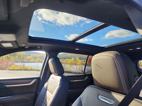 New 2026 GMC Acadia Denali Ultimate image 15