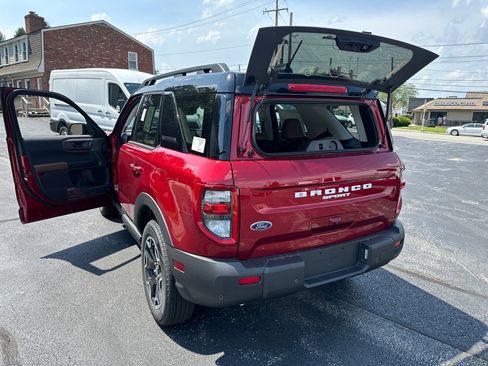 New 2025 Ford Bronco Sport Outer Banks w/ Outer Banks Tech Package+ image 39