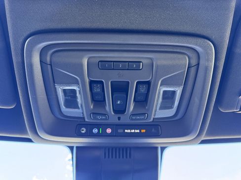 Used 2024 GMC Sierra 2500 Denali w/ Denali Reserve Package image 37