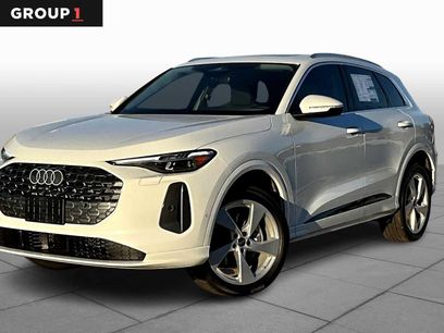 New 2025 Audi Q5 Premium Plus