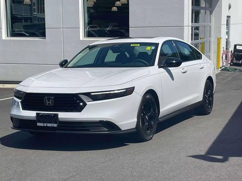 Used 2025 Honda Accord SE image 3