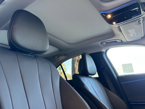 Used 2025 Mercedes-Benz E 350 Sedan image 17