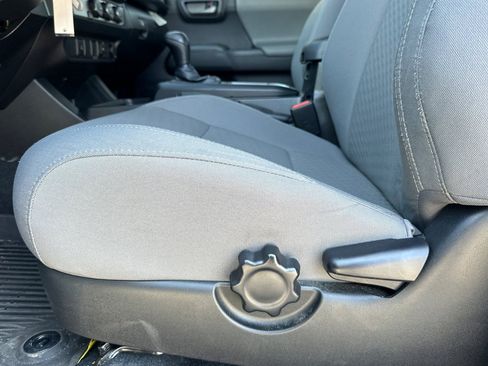 Used 2023 Toyota Tacoma SR image 13