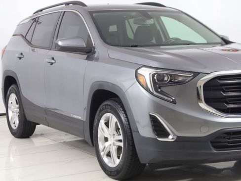 Used 2018 GMC Terrain SLE w/ Driver Convenience Package FWD image 33