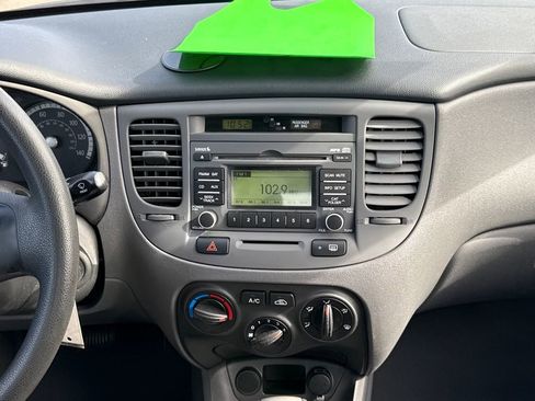 Used 2009 Kia Rio LX image 10