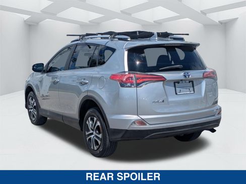 Used 2016 Toyota RAV4 LE FWD image 7