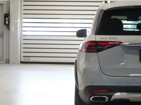 Used 2024 Mercedes-Benz GLE 350 4MATIC image 9