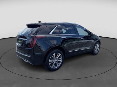 Used 2025 Cadillac XT5 Premium Luxury image 5