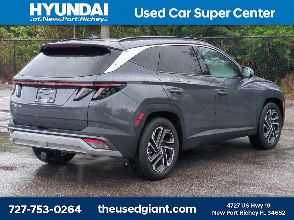 Used 2025 Hyundai Tucson Limited FWD image 5