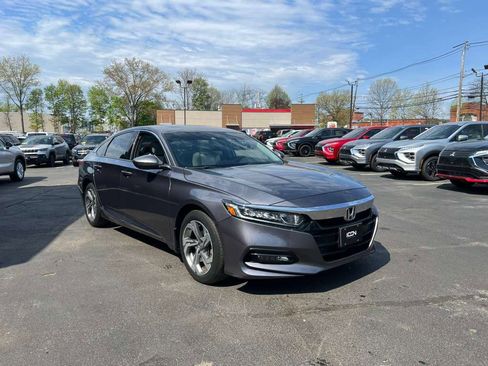 Used 2020 Honda Accord EX image 3