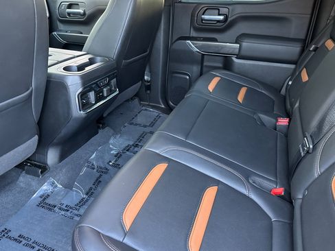 Used 2020 GMC Sierra 1500 AT4 w/ AT4 Premium Package image 12