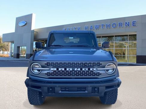 New 2025 Ford Bronco Badlands image 2