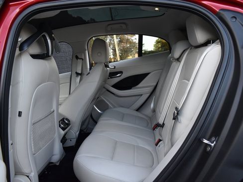 Used 2020 Jaguar I-PACE SE image 31