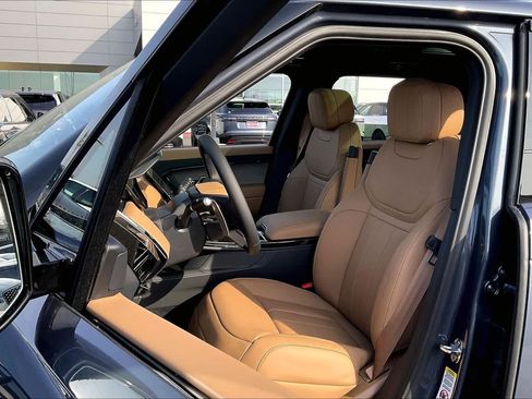 New 2026 Land Rover Range Rover Sport SE image 11
