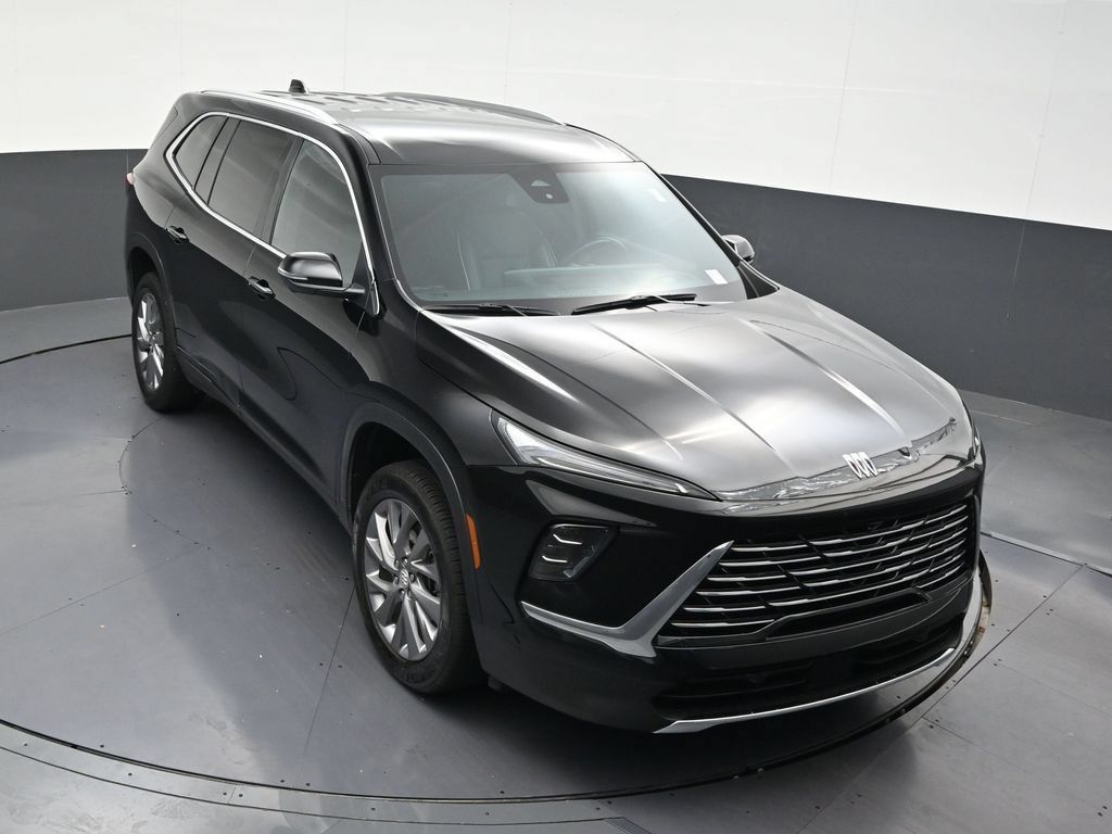 Used 2025 Buick Enclave Preferred w/ Power Package FWD image 21