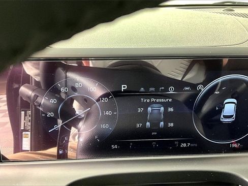 Certified 2026 Kia Seltos EX w/ EX Sunroof Package image 13