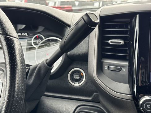 Used 2025 RAM 3500 Tradesman w/ Chrome Appearance Group image 26