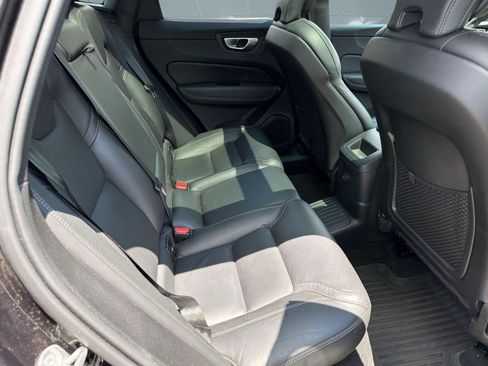 Used 2024 Volvo XC60 T8 Ultimate w/ Protection Package Premier AWD/4WD image 30