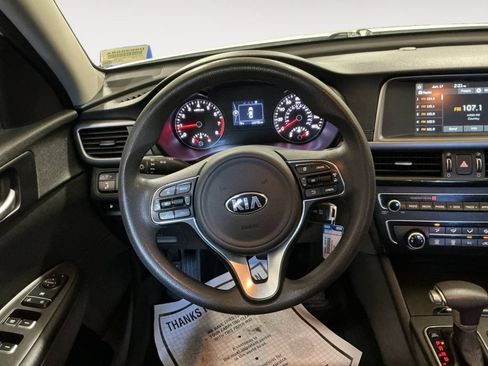 Used 2018 Kia Optima LX FWD image 16