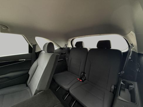 Used 2019 Kia Sorento FWD w/ LX Convenience Package image 25