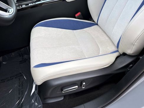 Certified 2025 Acura ADX A-Spec FWD image 20