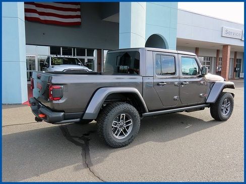 New 2026 Jeep Gladiator Mojave image 7
