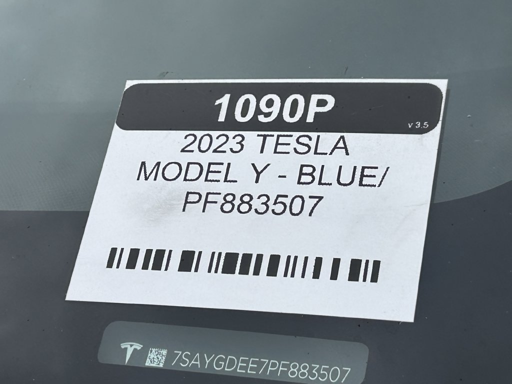 Used 2023 Tesla Model Y Long Range AWD/4WD image 2