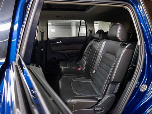 Used 2022 Volkswagen Atlas SEL Premium image 21