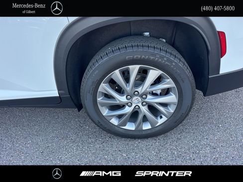 Used 2025 Buick Enclave Preferred FWD image 9