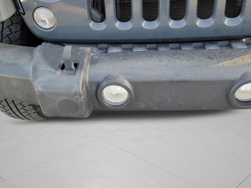 Used 2017 Jeep Wrangler Unlimited Sport w/ Max Tow Package image 14