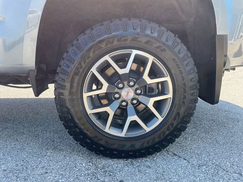 Used 2022 GMC Canyon AT4 w/ Trailering Package image 53