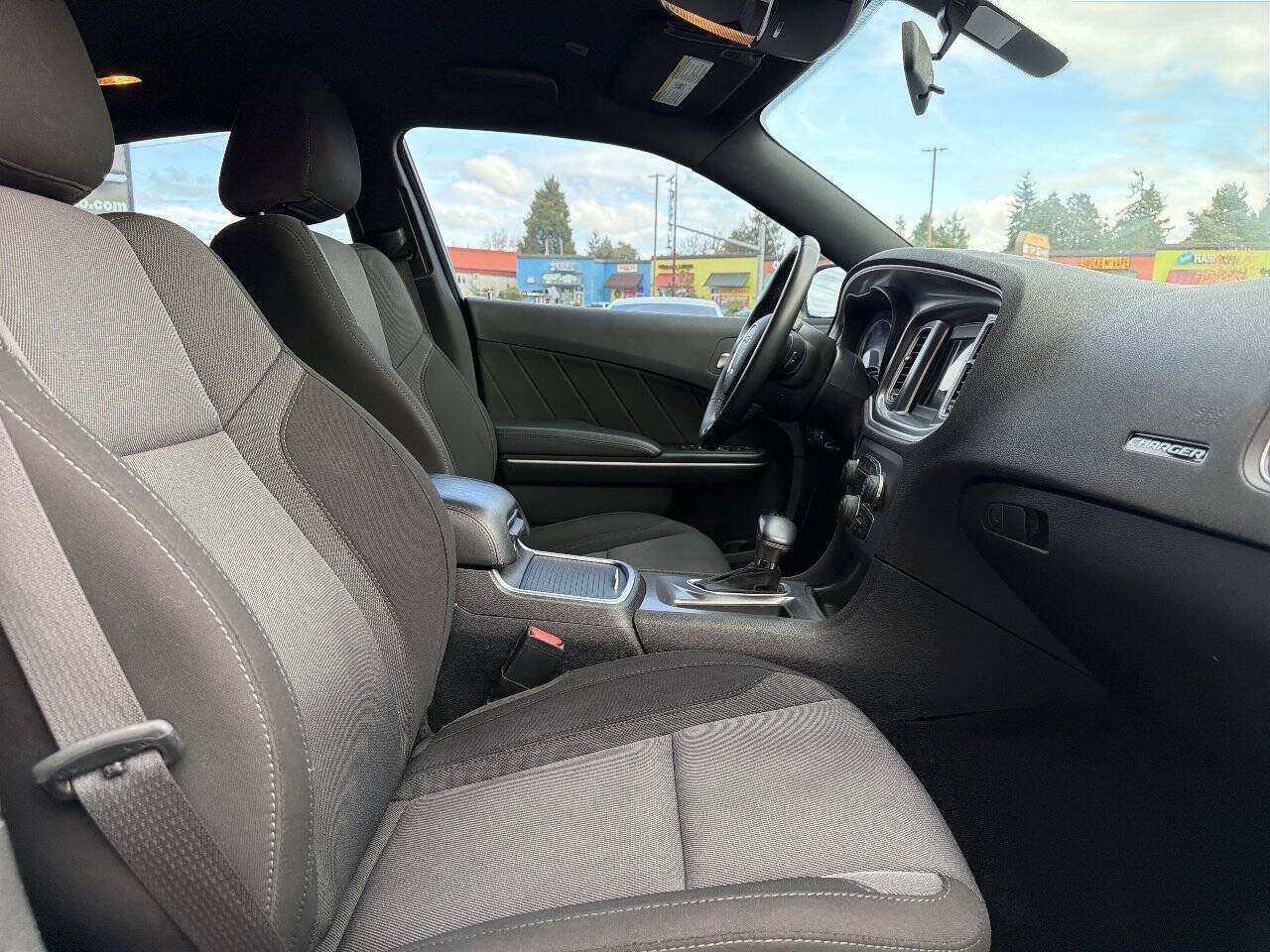Used 2020 Dodge Charger SXT RWD image 14