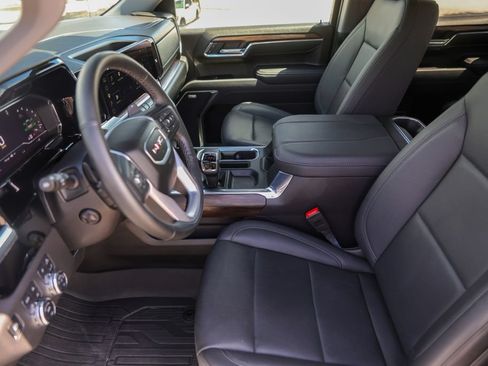 Used 2025 GMC Sierra 1500 SLT w/ SLT Premium Package AWD/4WD image 12