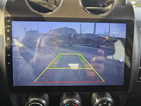 Used 2017 Jeep Patriot Sport image 25