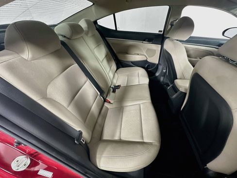 Used 2018 Hyundai Elantra SEL FWD image 24