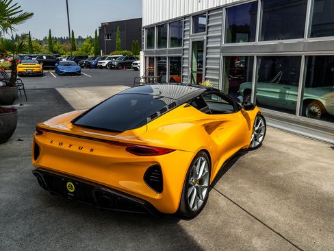 Used 2024 Lotus Emira First Edition RWD image 6