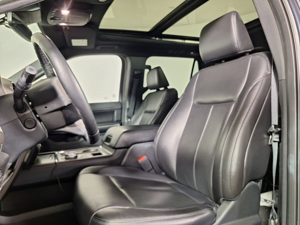 Used 2021 Ford Expedition XLT RWD image 25