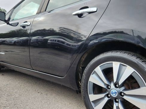 Used 2013 Nissan Leaf SL FWD image 9