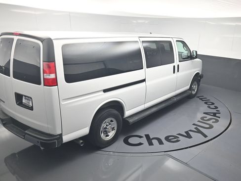 Used 2025 Chevrolet Express 3500 LT w/ LT Preferred Equipment Group RWD image 32