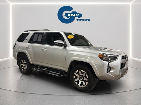 Used 2021 Toyota 4Runner TRD Off-Road Premium w/ Moonroof Package AWD/4WD image 10