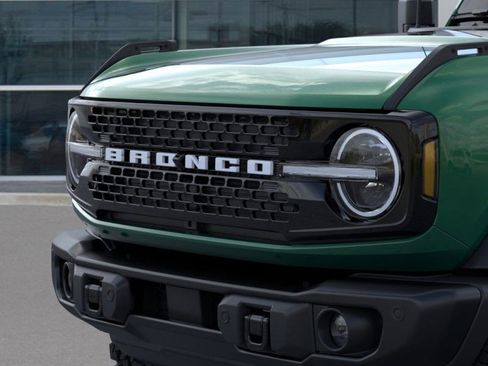New 2025 Ford Bronco Badlands image 20